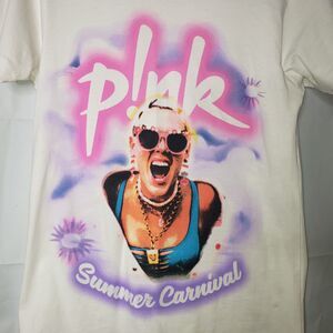 PINK Summer Carnival 2023 Concert Tour White T Shirt Size Small